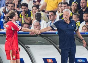 Sosyal medya yıkıldı: Kerem Aktürkoğlu-Jose Mourinho