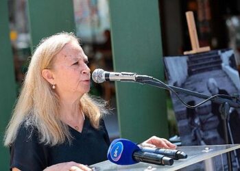 ​Usta gazeteci İsmail Sivri Konak’ta anıldı