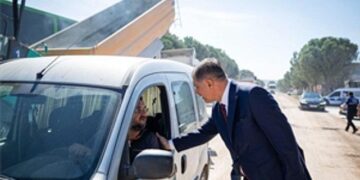 Aliağa’nın sanayi yoluna iki kilometrelik asfalt
