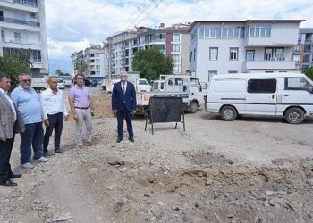 Başkan Deveciler Pazarbşı Caddesi’nde İncelemelerde Bulundu