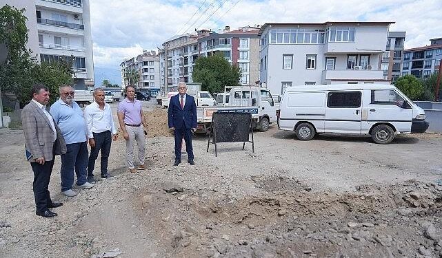 Başkan Deveciler Pazarbşı Caddesi’nde İncelemelerde Bulundu