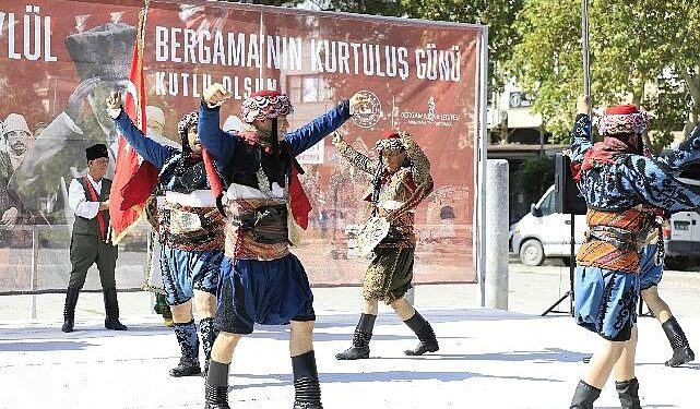 Bergama’nın Kurtuluşu törenlerle kutlandı