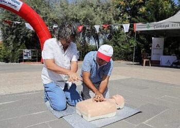 Dünya İlk Yardım Günü’nde farkındalık eğitimi