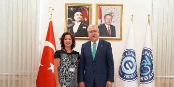 Eksozom Destekli Göz Yüzeyi Kök Hücre Kültürü
