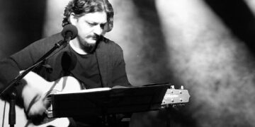 Emre Çakmakoğlu’ndan yeni tekli: Tam da Yeri