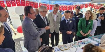 Gölcük’te Sağlık Sokağına Yoğun İlgi