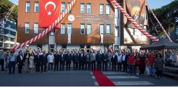 Gönen İlçe Sağlık Müdürlüğü Recep Arınık Aile Sağlığı Merkezi açıldı