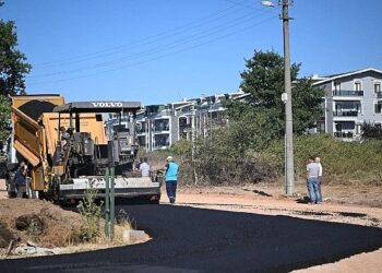 Kartepe Belediyesi’nin Asfalt Atağı Devam Ediyor