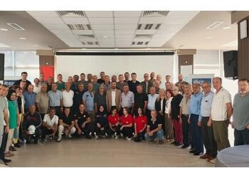 Kocaeli’de muhtarlara üç boyutlu eğitim