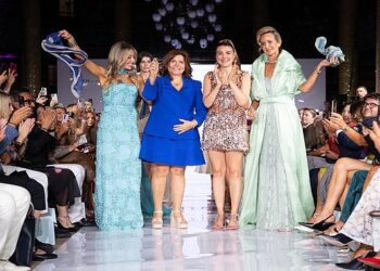 Kraliyet Podyumda: Barrus x Art de Huile’nin Tarihi Defilesi