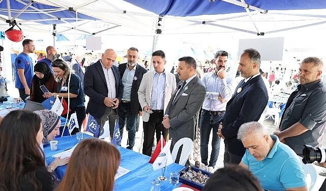 Küçükçekmece Belediyesi İstihdam Fuarı’nın İkincisini Düzenledi