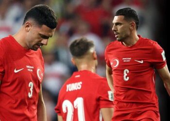 Merih Demiral’dan mağlubiyet sonrası açıklama: ‘Özür diliyoruz’