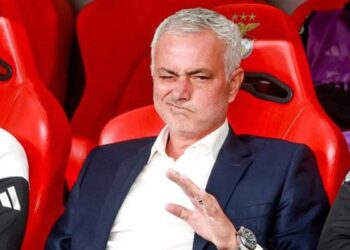 Mourinho’lu Benfica zar zor galibiyeti kaptı | Maç sonu yorgunluktan dert yandı