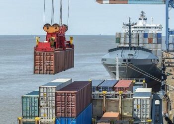 OVP’deki ihracat hedefleri ihracatın büyümeye katkı sunmasını zorlaştırıyor