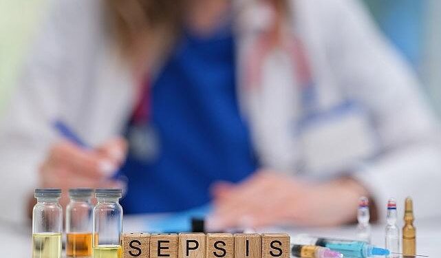 Sepsise Bağlı Kayıplar Önlenebilir; Uzmanlardan “Altın Saat” Uyarısı