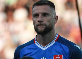 Slovakya’dan Almanya sürprizi! Maçın adamı Fenerbahçeli Milan Skriniar