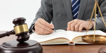 Türkiye’de avukat sayısı hızla artıyor: Talep haritasında aile, kira ve tüketici uyuşmazlıkları öne çıkıyor