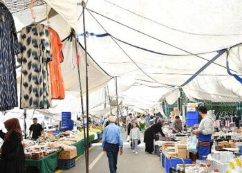 yakuplu semt pazarı yeni yerine taşındı