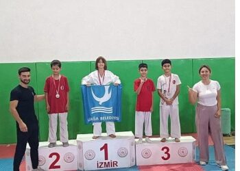 Zafer Bayramı Şampiyonası’nda Aliağa’nın Karate Zaferi