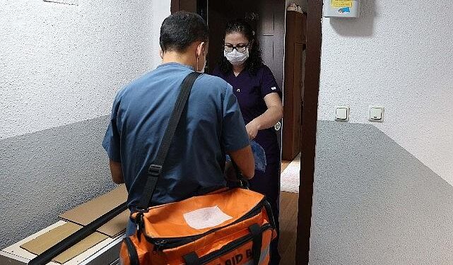 9 Ayda 1760 kişiye Evde Sağlık Hizmeti