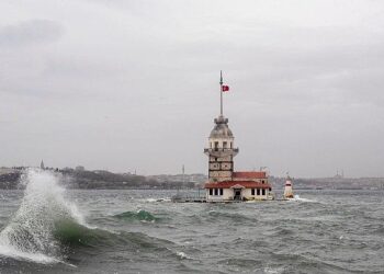 AKOM’dan Pazartesi Uyarısı: Fırtına ve Kuvvetli Sağanak Yağış Bekleniyor
