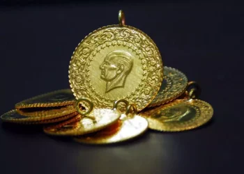 Altın çakıldı, dev bankanın tahmini değişti! İşte 3 ay sonra göreceği rakam