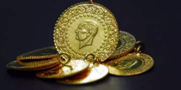 Altın çakıldı, dev bankanın tahmini değişti! İşte 3 ay sonra göreceği rakam