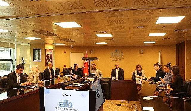 Amerikan mobilya devi İzmir’den ürün almaya, Türkiye’de ofis ve şirket açmaya geldi