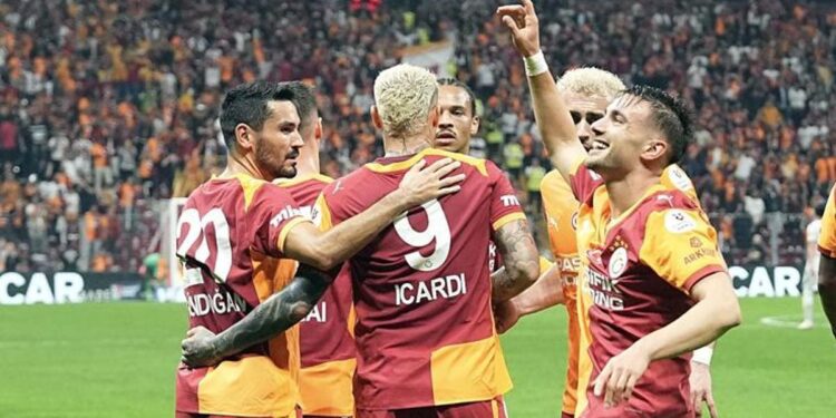 Aslan bıraktığı yerden devam ediyor