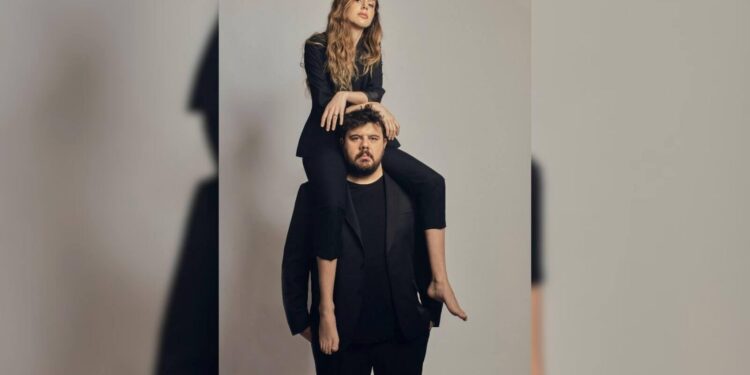 Berfu Yenenler’den Olay Yaratan Sözler: “Ben Senin Köpeğin Gibiyim”