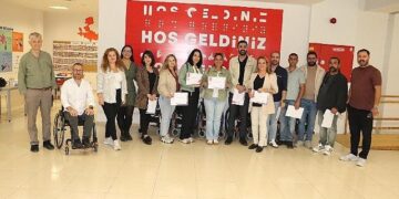 Buca Belediyesi personeline “empati” eğitimi