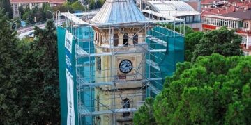 Büyükşehir’den İzmit Saat Kulesi’nde titiz çalışma