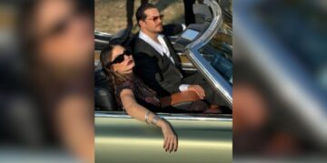 Cannes’da Çağatay Ulusoy’un Demet Özdemir’e Mesafeli Tavırları Dikkat Çekti