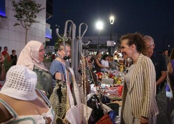 “El Emeği Gece Pazarı” kadınlara kazanç kapısı oldu