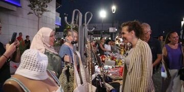 “El Emeği Gece Pazarı” kadınlara kazanç kapısı oldu