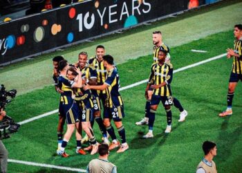 Fenerbahçe için UEFA Avrupa Ligi’nde ilk 8 uzak değil! Beklenmedik puan tablosu…