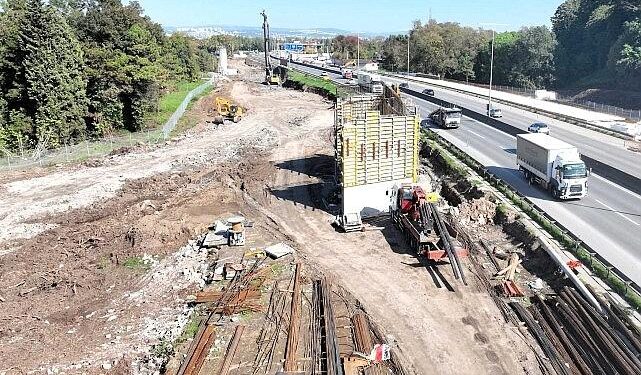 Fore kazıklar çakılıyor