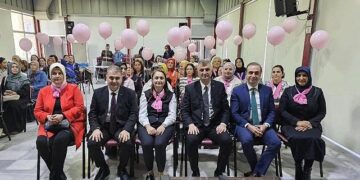 Gölcük’te Meme Kanseri Farkındalık Paneli Yoğun İlgi Gördü