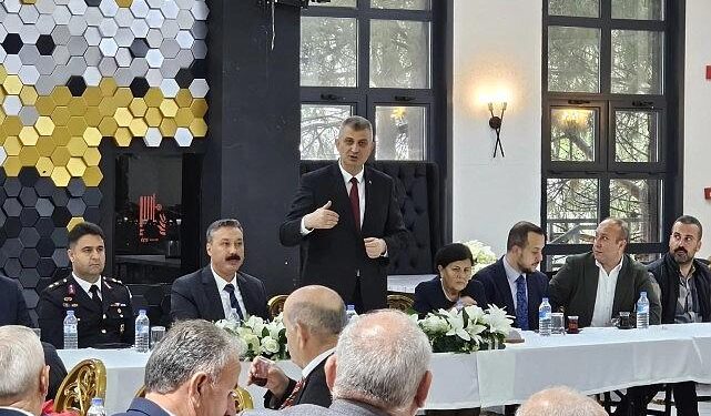 Gölcük’te Muhtarlar Günü Törenle Kutlandı