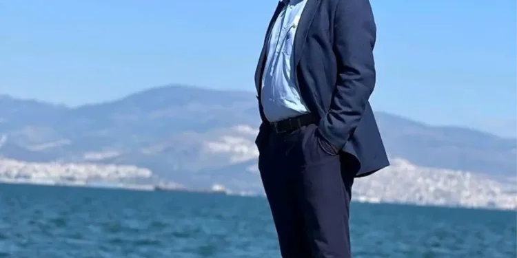 Futbol maçında kalp krizi geçiren adam hayatını kaybetti