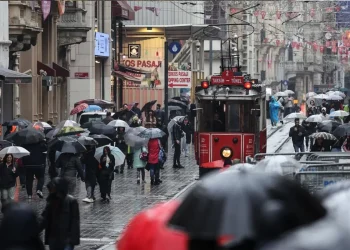 İstanbullulara profesörden kritik uyarı: Evinize erken gidin