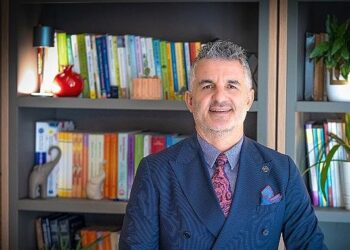 Kabızlığa Karşı Lif, Probiyotik, Kivi, Mineralli Sular ve Kuru Erik İle Doğal Destek