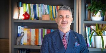 Kabızlığa Karşı Lif, Probiyotik, Kivi, Mineralli Sular ve Kuru Erik İle Doğal Destek