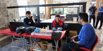 Kartepe’de “Birbirimize Candan Bağlıyız” Kan Bağışı Kampanyası