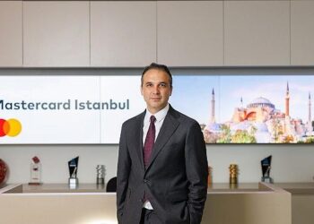 Mastercard Türkiye ve Azerbaycan’da üst düzey bayrak değişimi