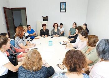 Narlıdere’de Kadınlar Haklarını Öğreniyor