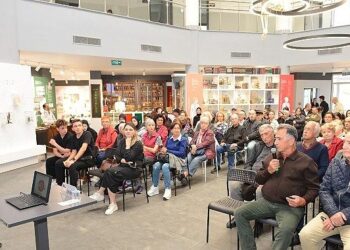 Nilüfer’de göz hastalıkları ve tedavileri anlatıldı