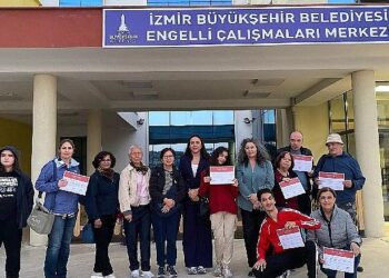 Singapurlu Art Terapist’ten engelliler ve ailelerine sanatla terapi