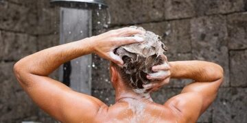 Uzmanlardan Sonbahar İçin 7 Saç Bakım Kuralı: Yaz yıpranmasını onarın, kış kuruluğuna hazırlanın