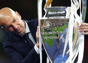 Zinedine Zidane hangi takımda çalışmak istediğini açıkladı